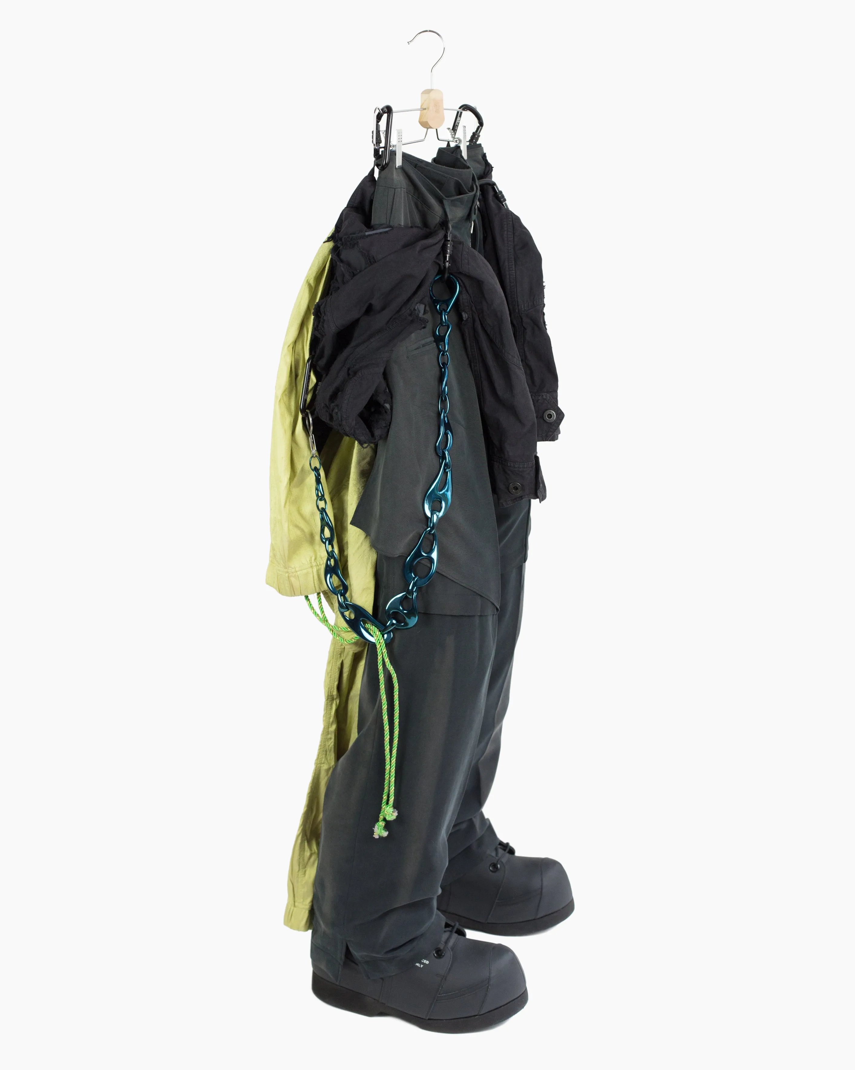 HANGER STYLING