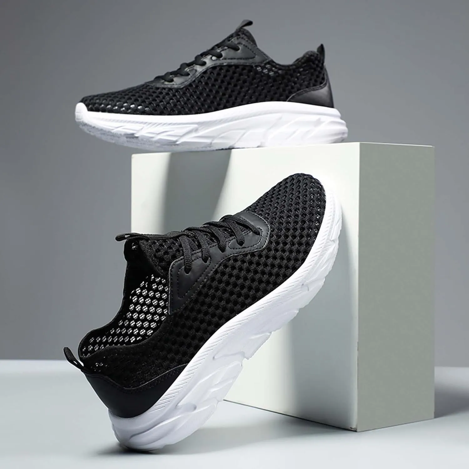 Men's Mesh Sports Running Shoes Lightweight Breathable Casual Walking Work Jogging Shoes Non-Slip Soft Bottom Sports Tennis Fitness Training Shoes