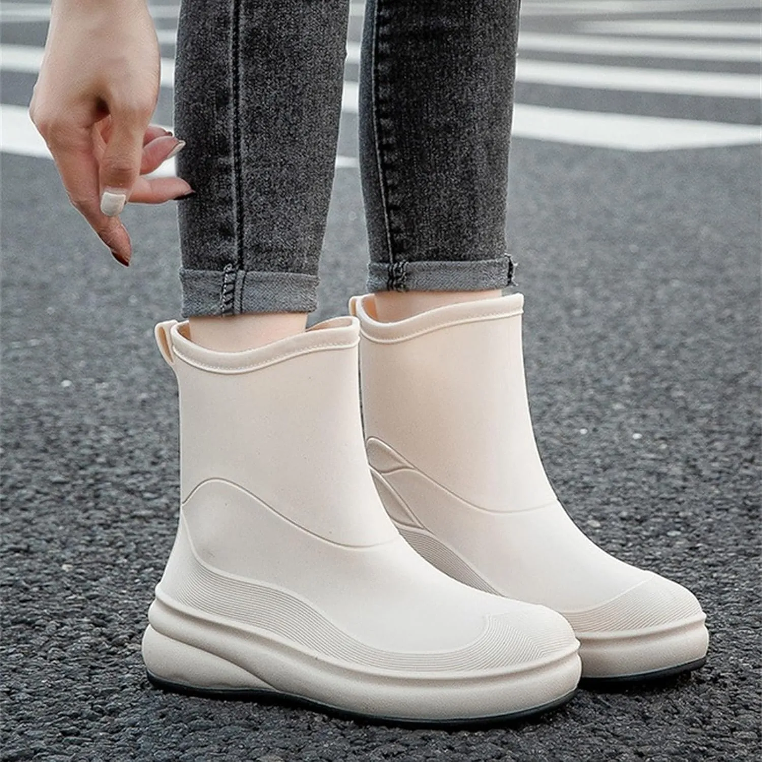 Mid Calf Rain Boots for Women Waterproof Garden Shoes Anti-Slip Rainboots Outdoor Work Rain Shoes